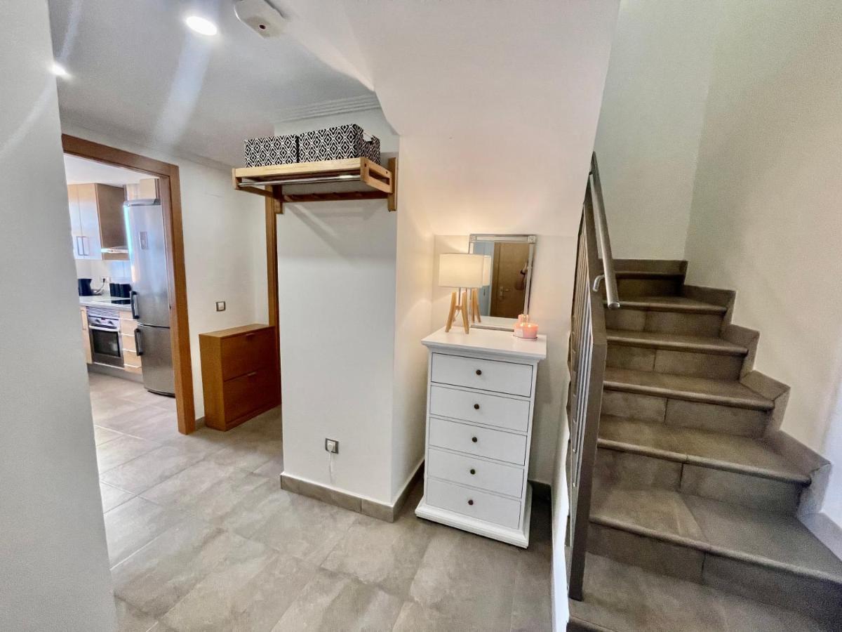 Modern 2-Floor Penthouse With Sea Views - Sleeps 7 Lejlighed Finestrat Eksteriør billede
